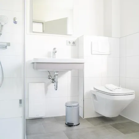 Kranichhus Kranich 4 Born